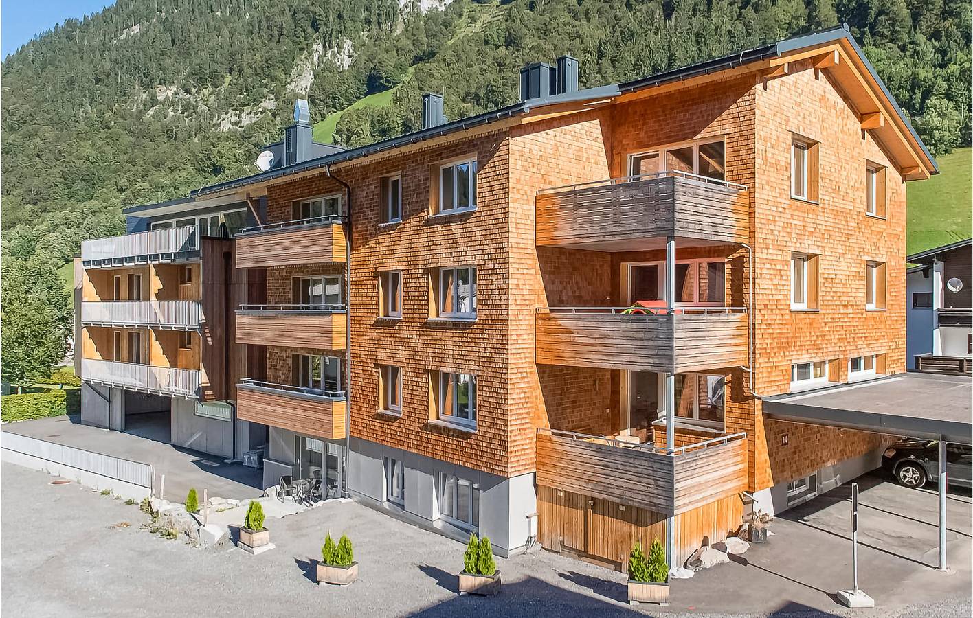 Geheel vakantieappartement, Bergzicht Appartement met Sauna & Parkeerplaats in Klösterle, Arlbergpas