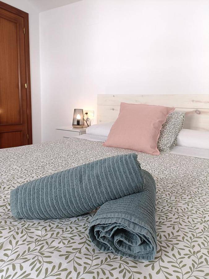 Apartamento para 8 personas, con vistas y terraza, Se admiten mascotas en Aracena