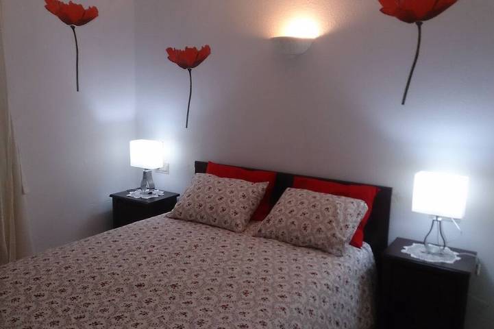 Ganze Wohnung, Luxus Süd Facing Apt Free Wi-Fi Uk Tv beeindruckende Meer / Pool-Ansichten + Aufzug / Lift in La Cala de Mijas, Mijas