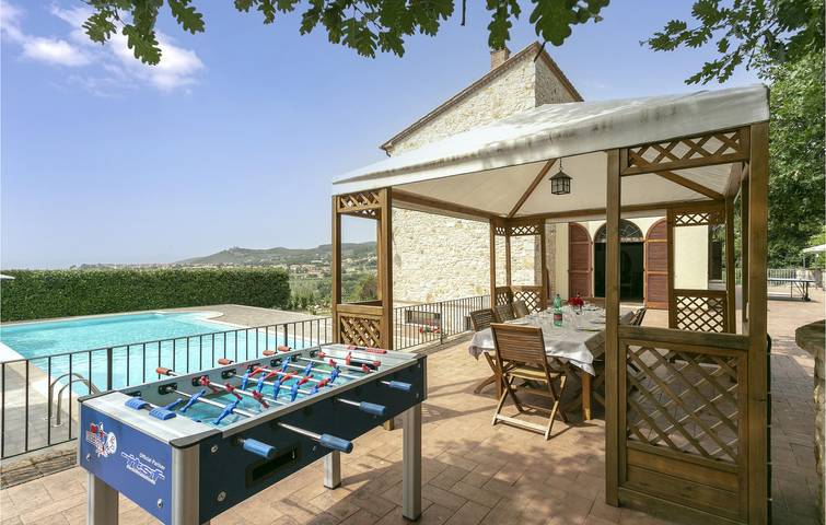 Poolside Haven - 1.5km to Guardea center in Alviano, Terni Province