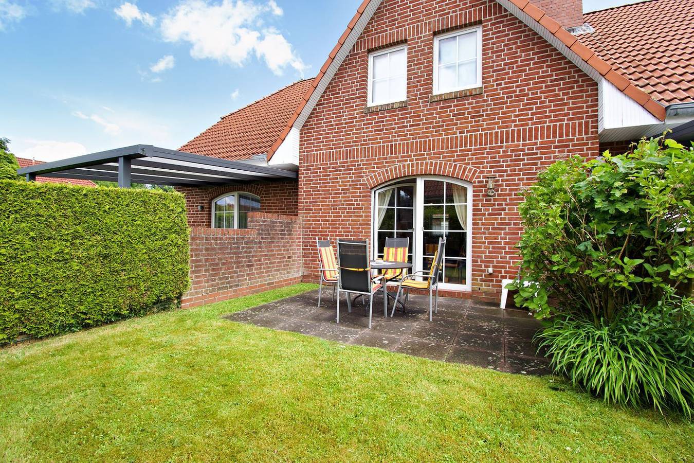Ferienhaus Bente in Norden-Norddeich: Kamin, Garten & Platz für bis zu 6 Gäste in Norden, Norden und Umgebung