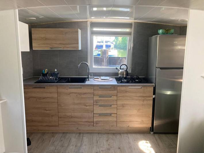 Bateau pour 4 personnes, avec vue, animaux acceptés dans Oise - 2