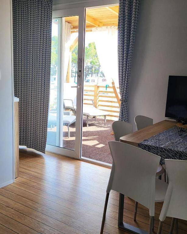 Camping für 4 Personen, mit Ausblick und Garten an der Makarska Riviera - 3