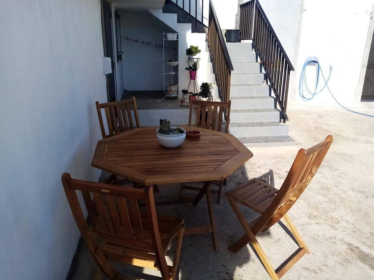 Apartamento inteiro, Two-Bedroom Apartment in Vila Nova, Terceira