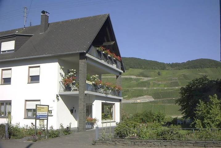 Ferienwohnung für 2 Personen, mit Garten und Balkon - 1