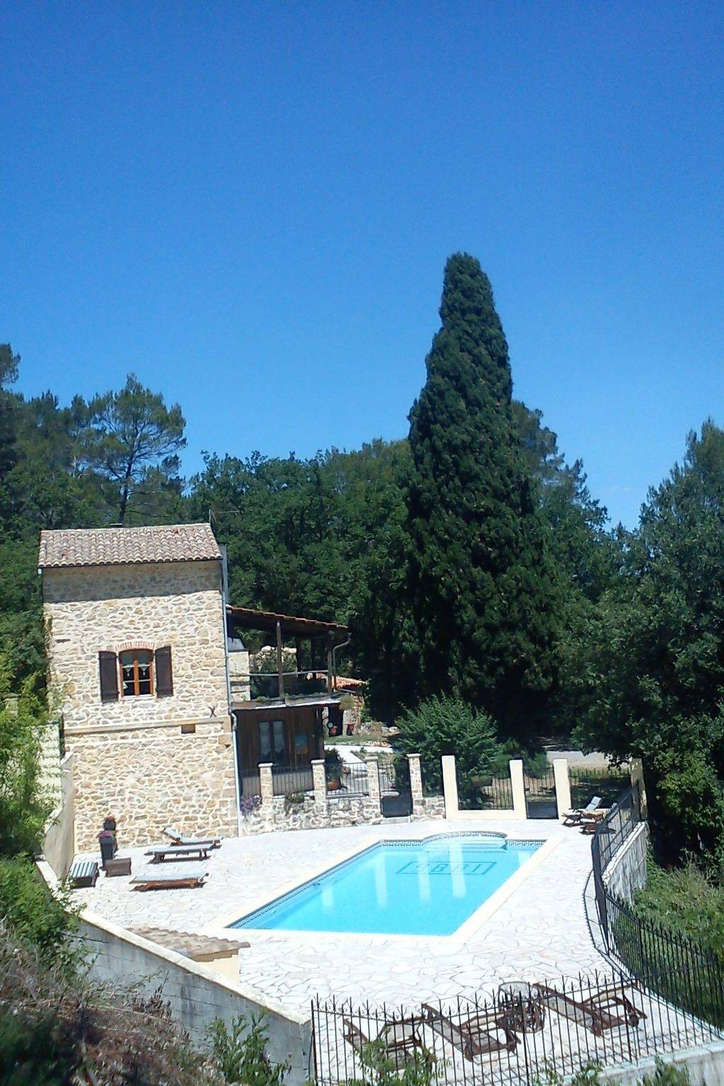 Provenzialisches Ferienhaus mit Privatpool in Lorgues, Draguignan Region