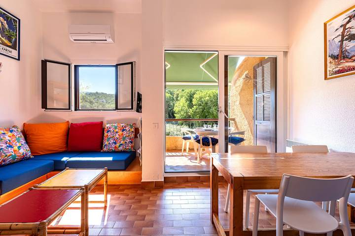 Maison de vacances pour 6 personnes, avec balcon et piscine en Corse