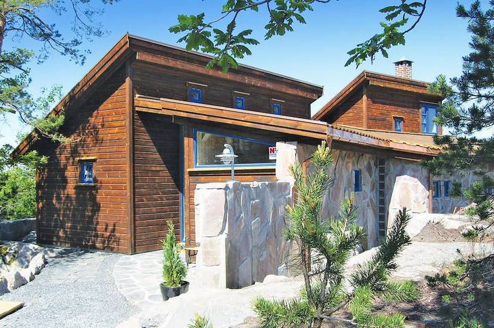 Ferienhaus für 10 Personen, mit Sauna und Balkon/Terrasse sowie Whirlpool und Terrasse