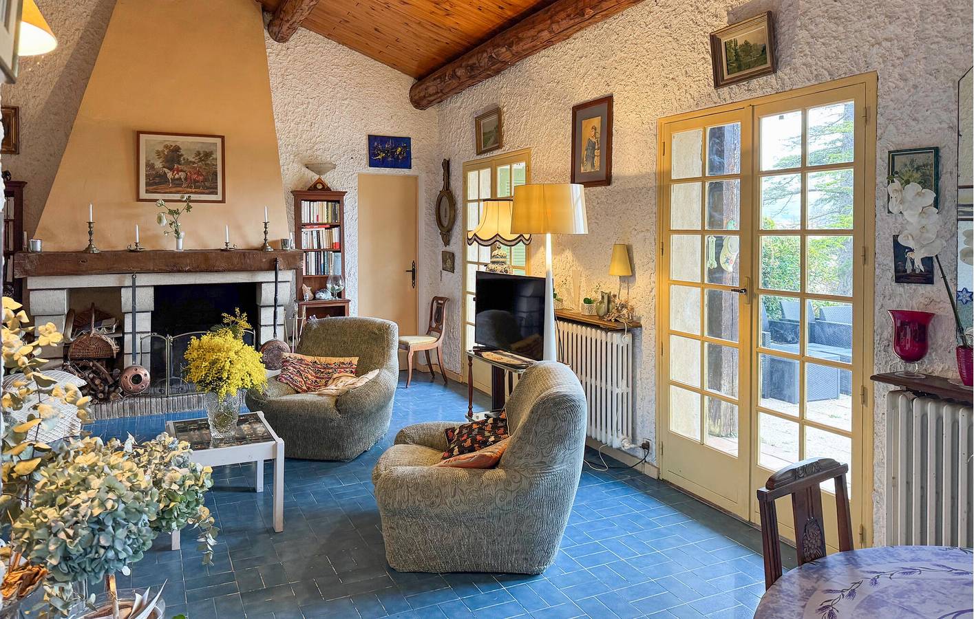 Appartement au bord de la piscine avec parking et jardin - 1,5 km de Gargas in Gargas, Parc naturel régional du Luberon