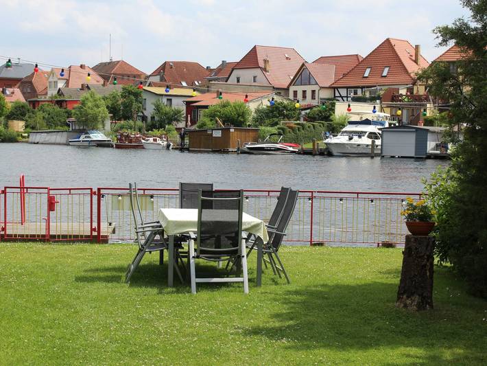 Ferienwohnung für 4 Personen, mit Garten und Seeblick am Fleesensee - 2