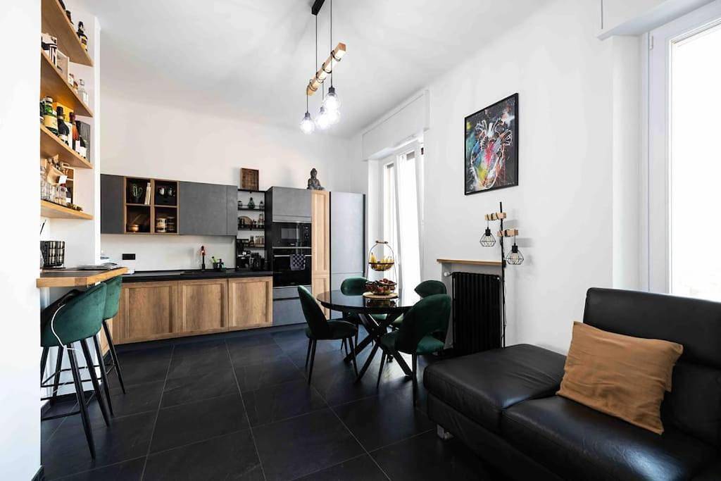 Geheel appartement, Apartment Design 5 Stelle in Novara, Provincie Novara