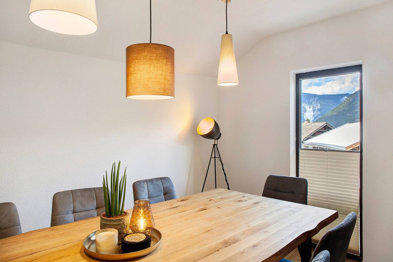 Ganze Wohnung, Ferienwohnung Sonnenschein" mit Meerblick, Gemeinschaftsterrasse und Wlan in Piburg, Oetz