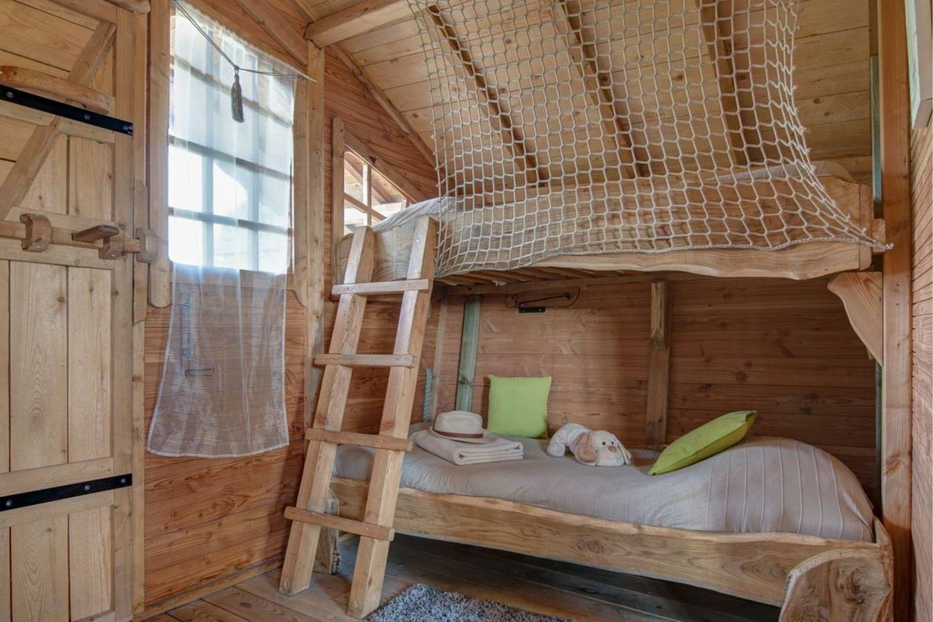 Cabin Zen 5p in Maisons-Laffitte, Yvelines