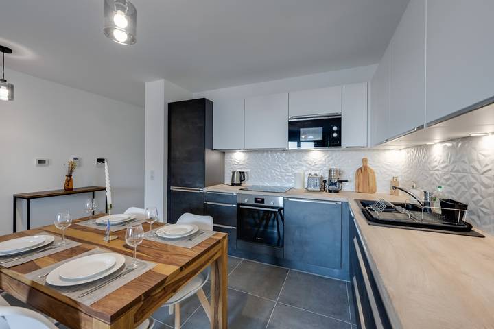 Ganze Ferienwohnung, Ferienwohnung für 4 Personen mit Terrasse in Annecy, Annecy (Gemeinde)