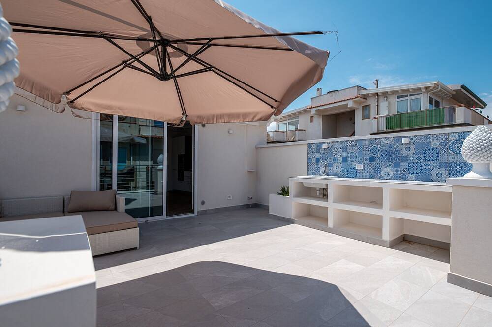 Entire apartment, Felicia's - Panarea in Capo d'Orlando, Messina Province