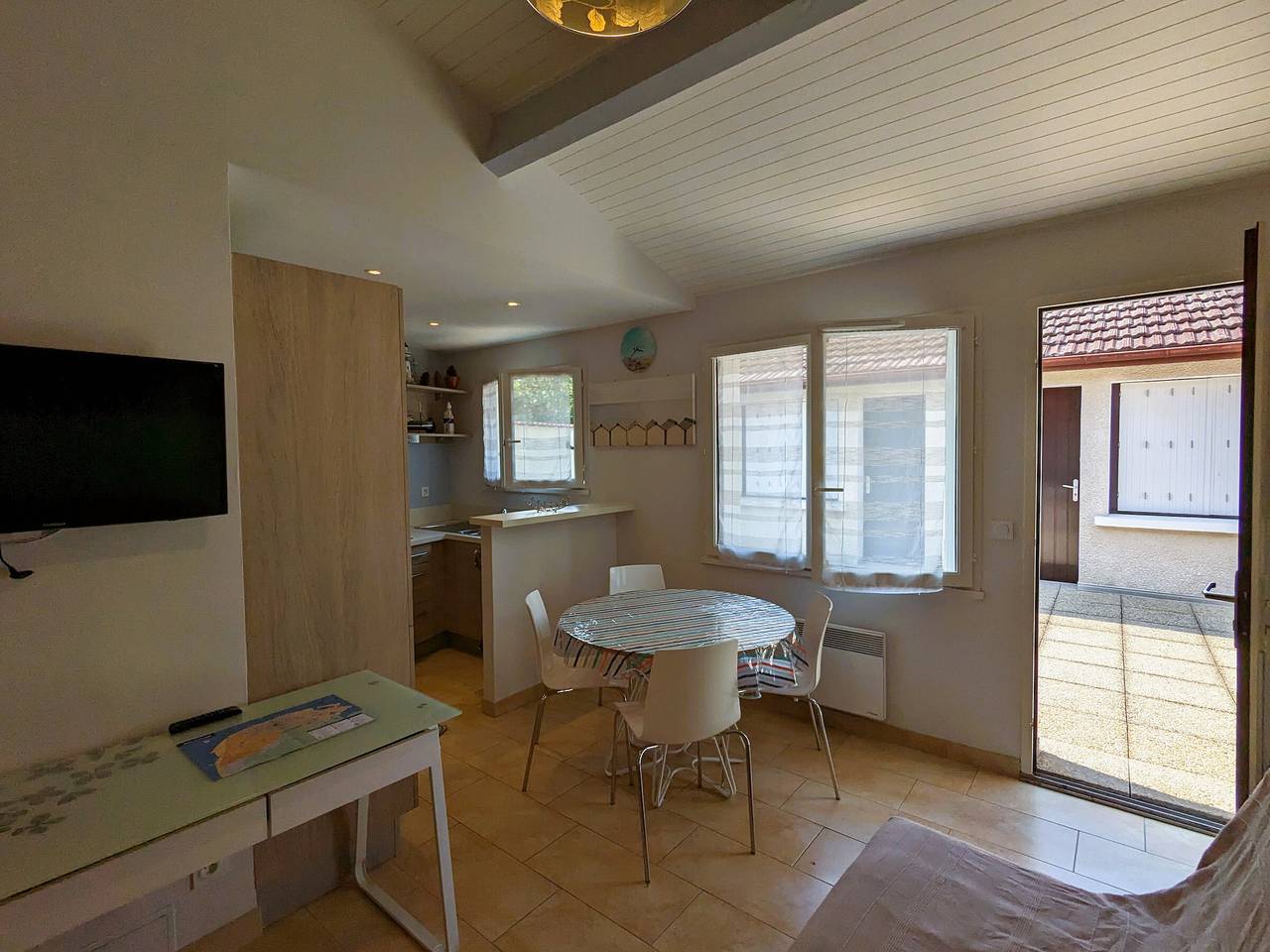 Appartement entier, Charmant T2 au Centre d'Arcachon avec Garage - À Proximité de la Plage et des Commerces in Arcachon, Région d'Arcachon