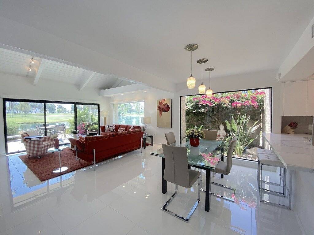 Ganze Wohnung, The Crown Jewel: Luxuriöses Condo, 2 En-Suites, herrliche Aussicht, Lg Patio ~ verwaltet von Greenday in Rancho Mirage, Coachella Valley