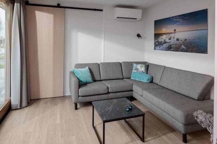 Ferienhaus für 4 Personen, mit Balkon/Terrasse und Terrasse sowie Garten in Scharendijke - 2