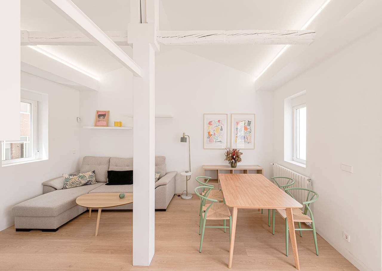 Apartamento entero, Housing Cuatro Caminos by Sharing Co in Tetuán (desambiguación), Madrid