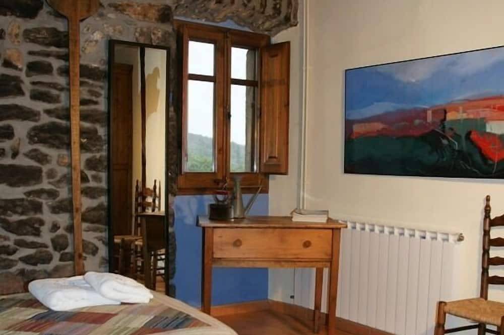 Casas Rurales La Salada für 8 personen in Lladurs, Lleida Provinz