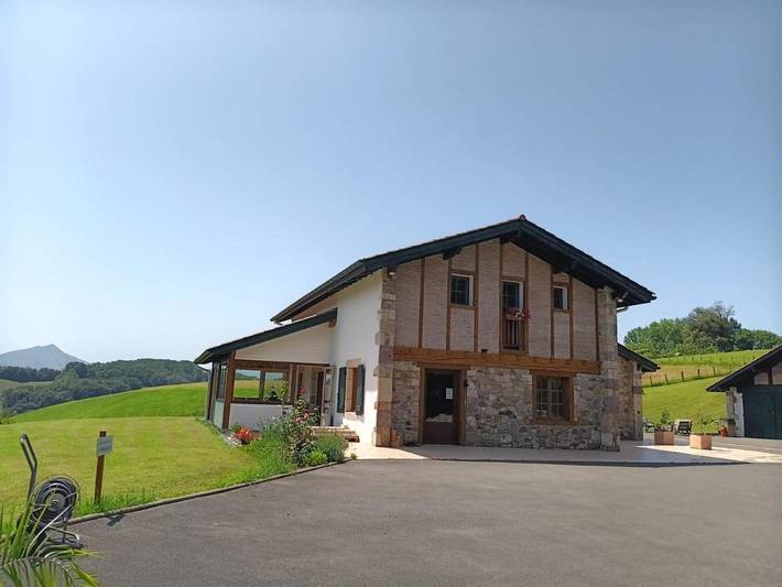Maison d’hôte pour 2 personnes, avec Terrasse ainsi que Jardin et Vue