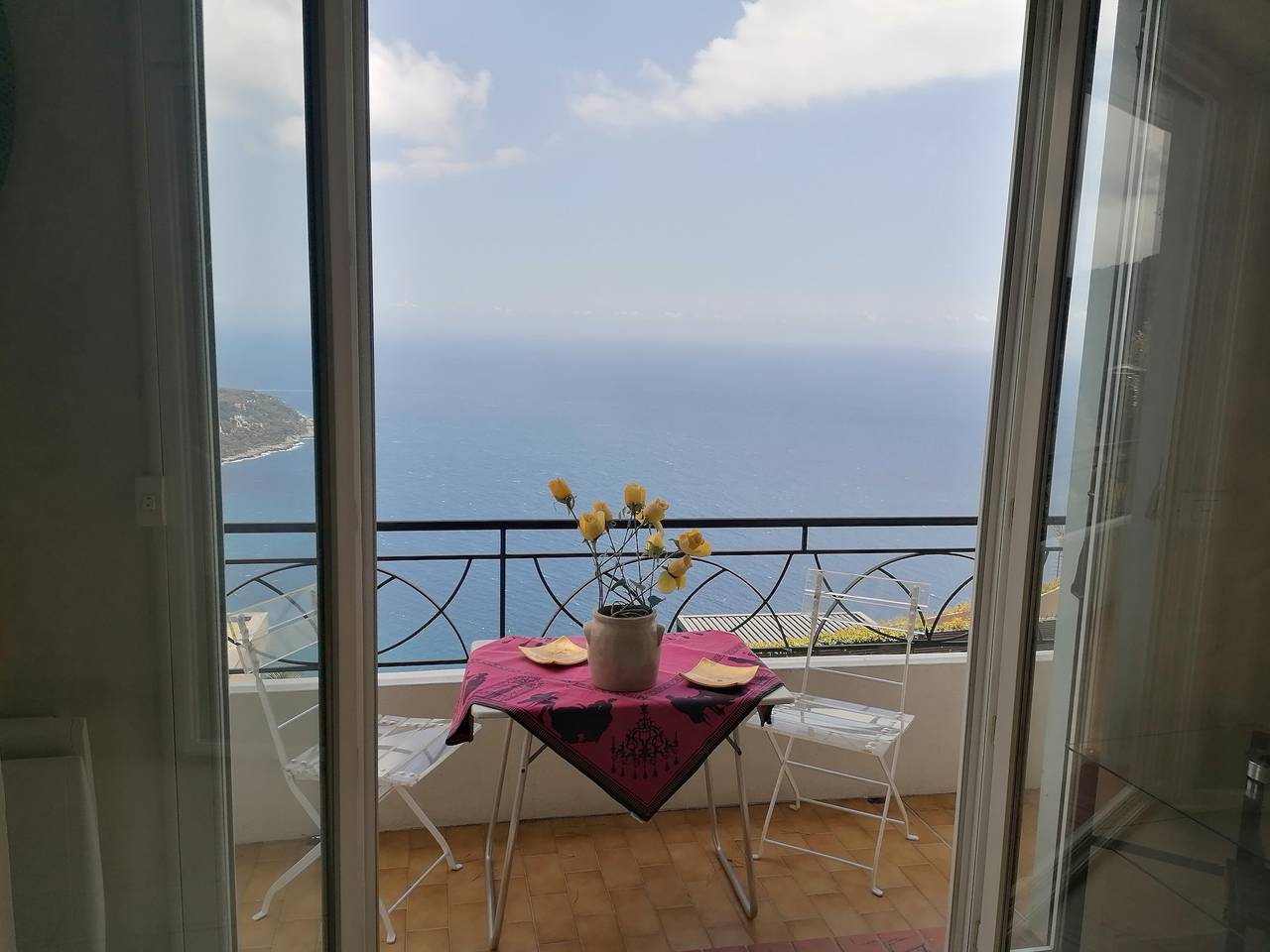 Maison de vacances « Le Rocher Blue» avec vue sur la mer et Wi-Fi in Roquebrune-Cap-Martin, Côte méditerranéenne (France)