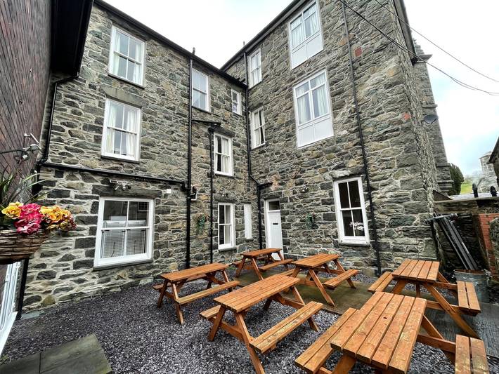 Cottage for 41 people, with garden, with pets in Dolgellau