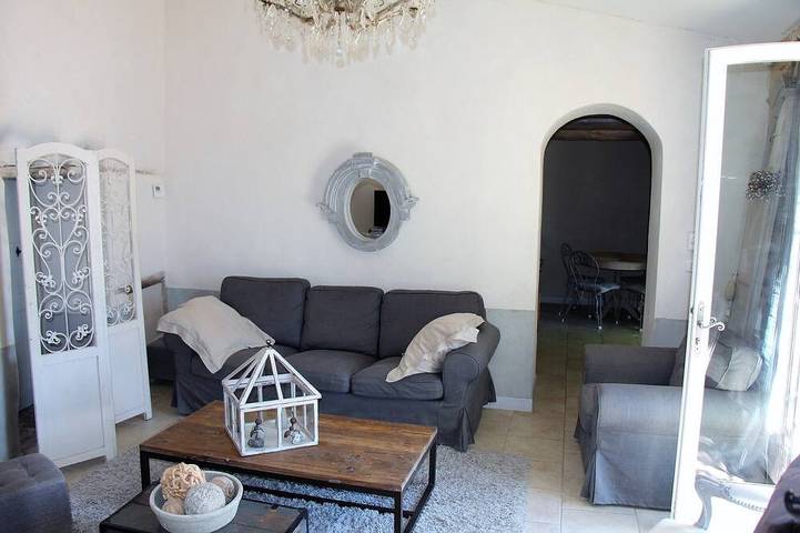 Gîte pour 13 personnes, avec jardin et piscine à Piolenc - 4