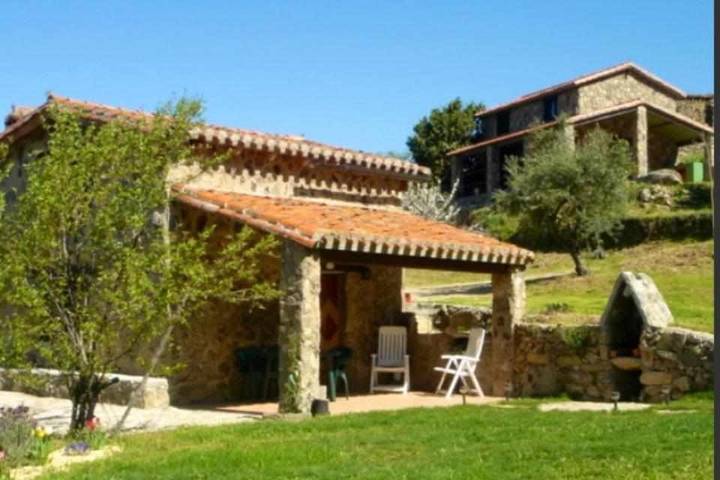 Casa de vacaciones para 4 personas, con jardín además de vistas al lago y vistas en Valle del Jerte - 4