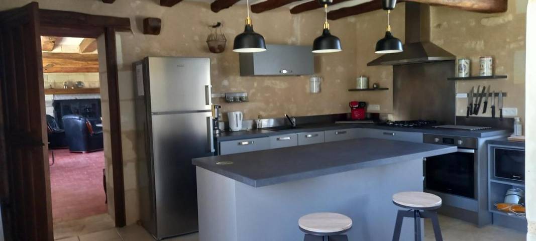 Location de vacances pour 6 personnes, avec jardin ainsi que vue et terrasse à Verneuil-sur-Indre - 4