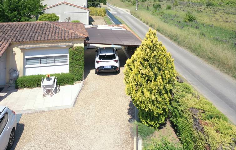 Location de vacances pour 4 personnes, avec Terrasse et Jardin à Vaison-la-Romaine