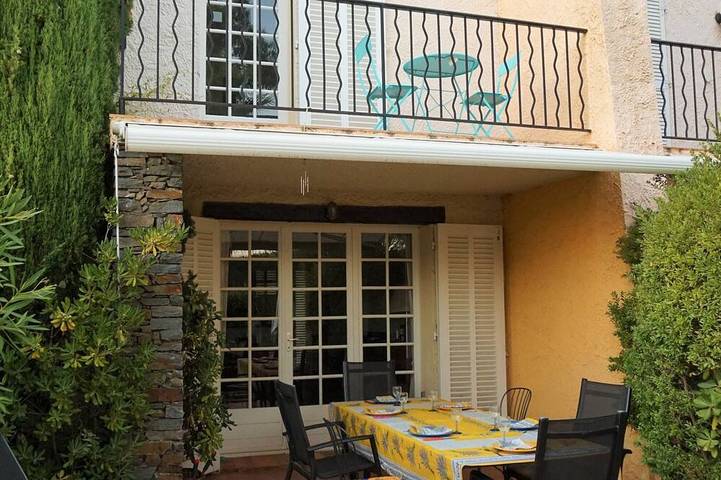 Ferienhaus für 6 Personen, mit Balkon und Garten in Porquerolles