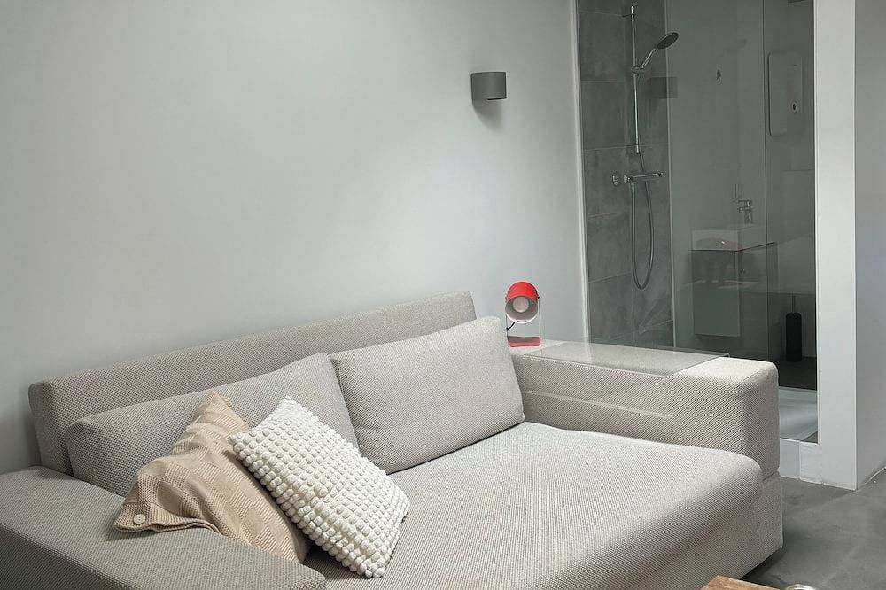 Geheel appartement, Modern studio with en-suite bathroom & top connections in Düsseldorf, Düsseldorf en omgeving