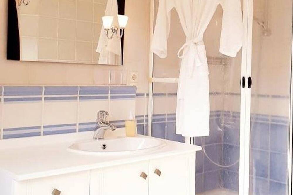 Ganze Wohnung, Hannas Haus - Appartement/Fewo, Dusche und Bad, Wc, 1 Schlafraum in Fischbach bei Dahn, Landkreis Südwestpfalz