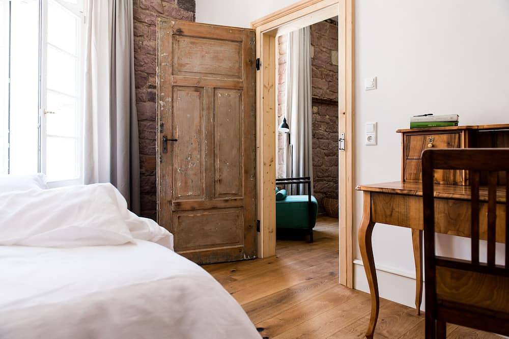 Wohnen im Denkmal, 2-Etagenwohnung, hochwertige Ausstattung in Lahr, Mittlerer Schwarzwald