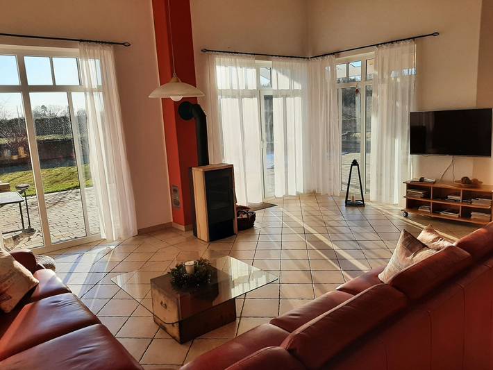 Ferienhaus für 5 Personen, mit Pool und Garten sowie Terrasse, kinderfreundlich in Wesenberg - 4