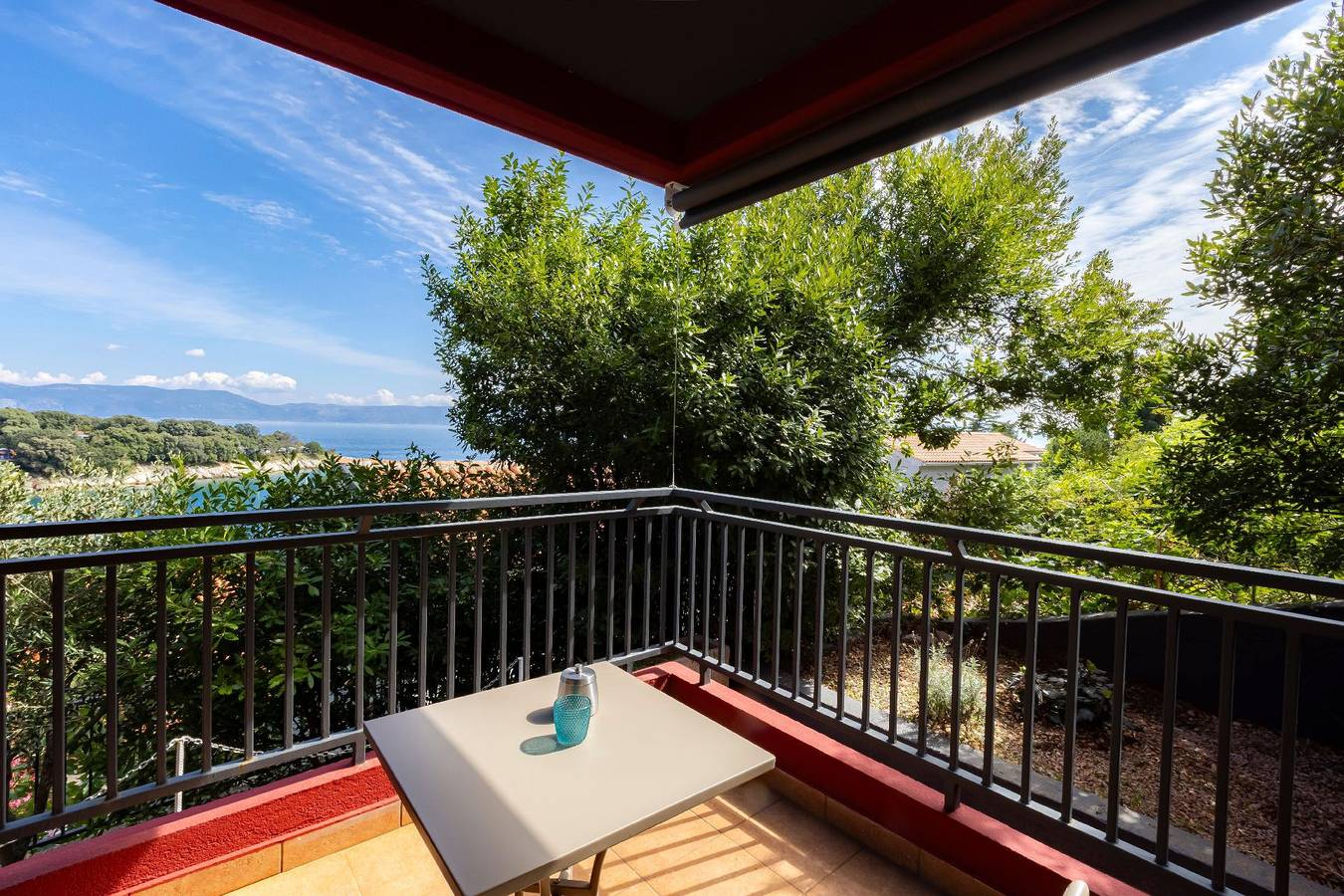 Ganze Ferienwohnung, Red House Apartments Sveta Marina in Sveta Marina, Ostküste Istrien