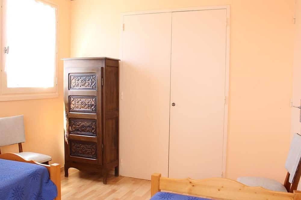 Ganze Wohnung, Charmante Wohnung in Strandnähe mit Parkplatz, 2 Zimmer, 4 Personen, Zentrum Le Pouliguen in Le Pouliguen, Côte d'Amour