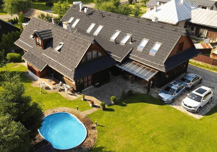 Willa dla 16 osób, z Jacuzzi i Taras oraz Ogród i Basen w Słowacja