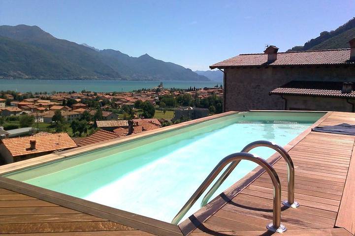 Maison de vacances pour 6 personnes, avec piscine et balcon ainsi que jacuzzi et jardin