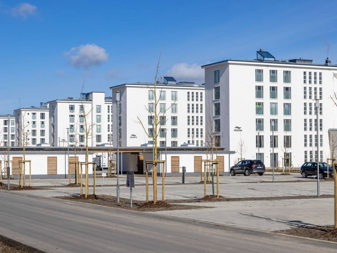 Ganze Ferienwohnung, Strandresidenzen Binz-Prora - Ferienapartment mit Balkon, direkt an der Ostsee gelegen, nur 130 m zum Strand! in Strand Prora, Binz