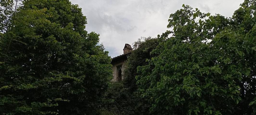 Chambre d’hôte pour 6 personnes, avec vue ainsi que terrasse et jardin à Pérouse - 2