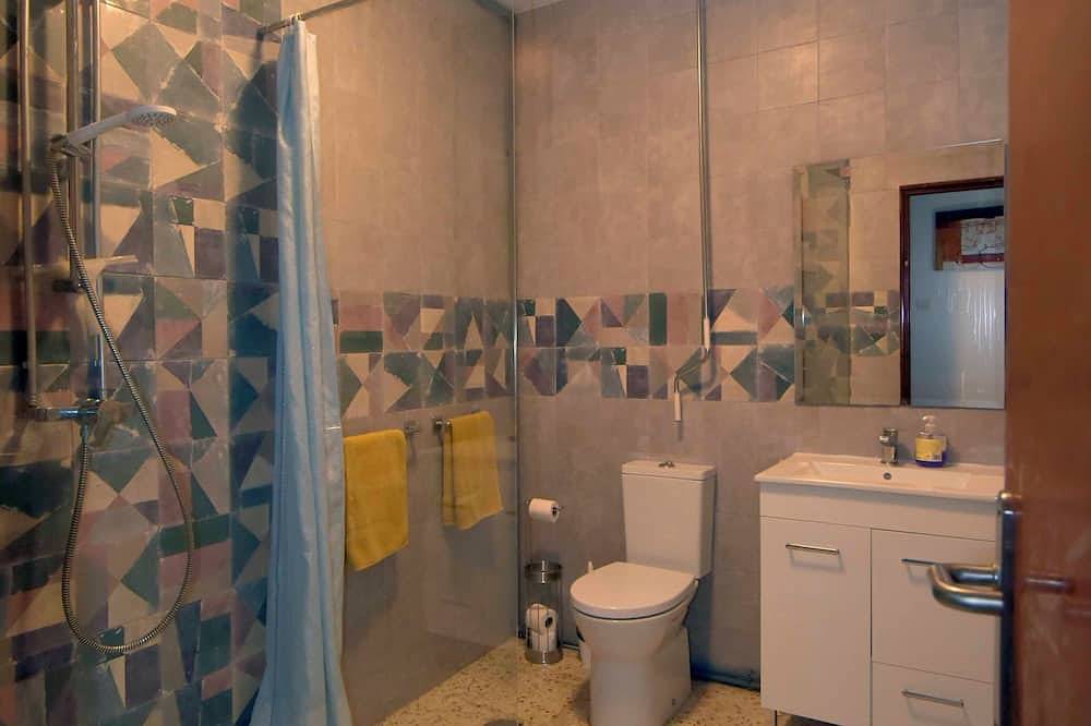Entire apartment, Enjoy amazing views from this 3 Bdr Top floor Apartment in Álora, Málaga Province