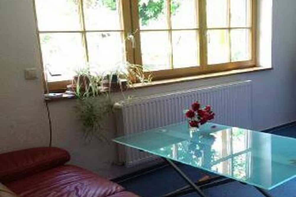 Ganze Wohnung, Ferienwohnung Nähe Schloss und Schlosssee Salem in Salem, Region Bodensee-Oberschwaben