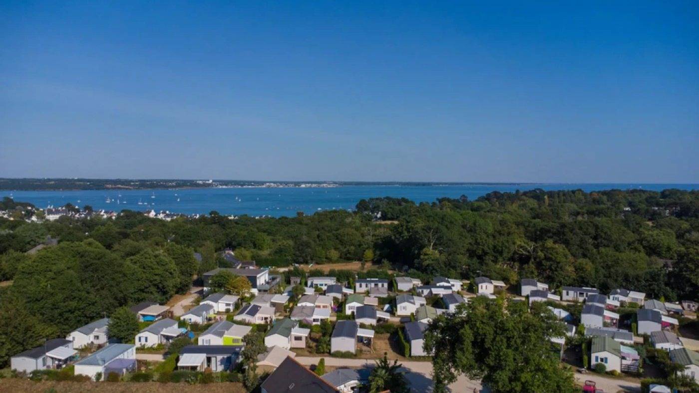 Zecamping 4* 1km plage piscine chauffée dog friendly locatif Tv Lv in Fouesnant, Côte de Cornouaille