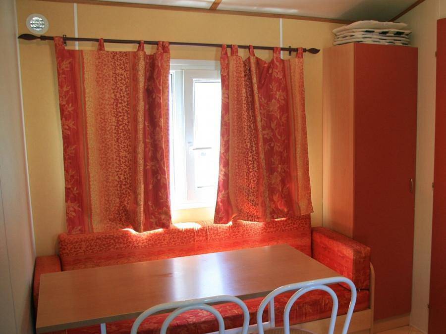 Camping Europ Camping  - Mobilhome 4 personnes - Idaho 2 chambres - Tv in Ascarat, Région de Bayonne