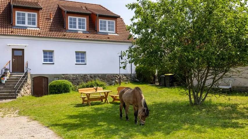 Ferienwohnung für 6 Personen, mit Garten in Kröpelin