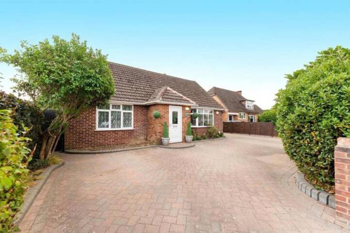 Gîte pour 2 personnes, avec jardin et terrasse dans Bray - 2