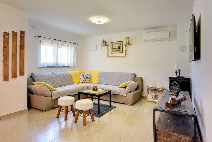 Ferienhaus für 4 Personen, mit Garten und Terrasse, mit Haustier in Sisan - 4