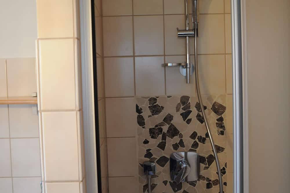 Ganze Wohnung, Gartenzauber  G. Reimann Fw 3 - Ferienwohnungen bei G. Reimann in Kappeln, Kappeln & Umgebung